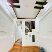 BÁN NHÀ 4 TẦNG CMT8, Q10 – diện tích S 38M² giá chỉ NHỈNH 6 TỶ